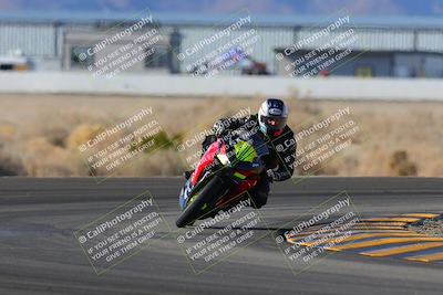 media/Dec-18-2022-SoCal Trackdays (Sun) [[8099a50955]]/Turn 4 (1pm)/